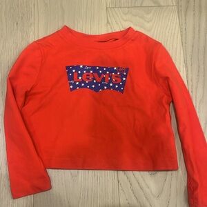 BNWT Long Sleeve T Levi’s Size 2T Girls